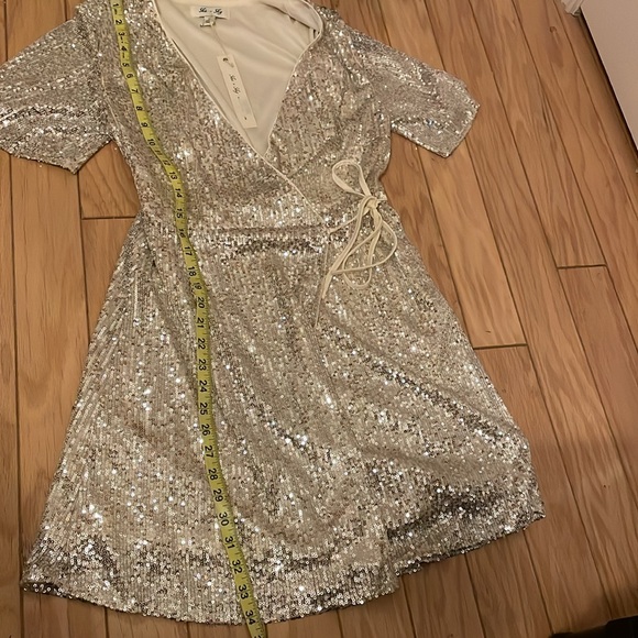 Beautiful Gold Sequins dress . Closet clear out. No returns. Christmas party! - Picture 5 of 6